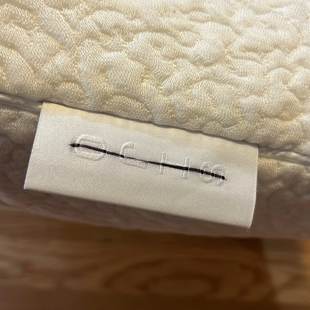 Sijo CLIMA Latex Pillow King Size NIP